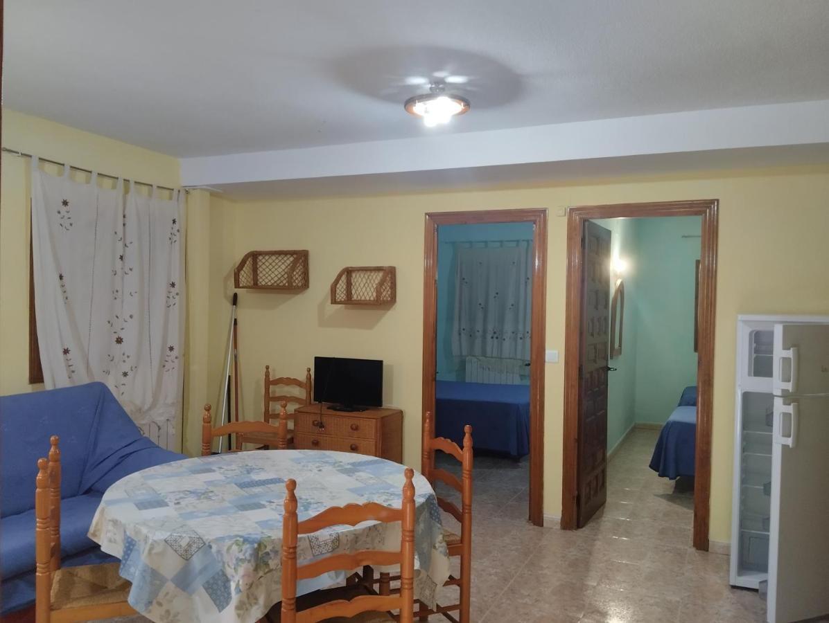 Apartamentos Condado De Miranda Міранда-дель-Кастаньяр Екстер'єр фото